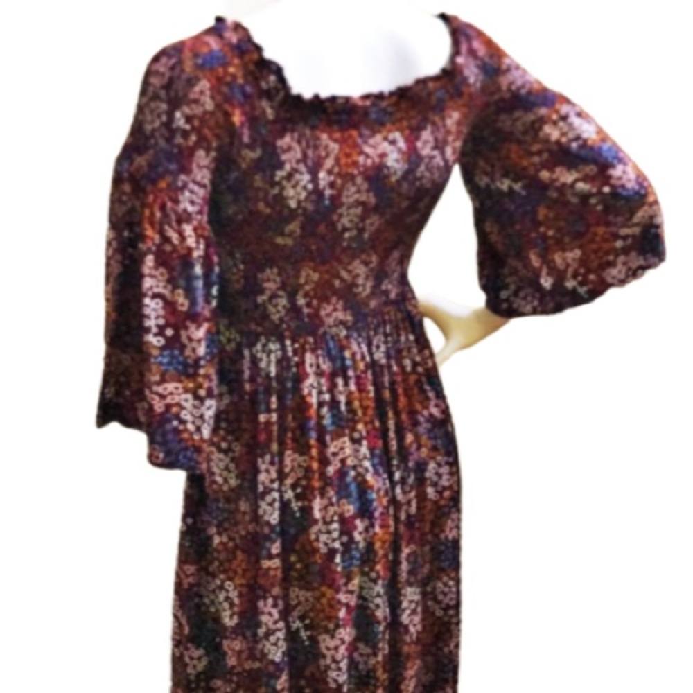 Floral Dress w/ Smocked Bodice / Tulip 3/4 length sleeves